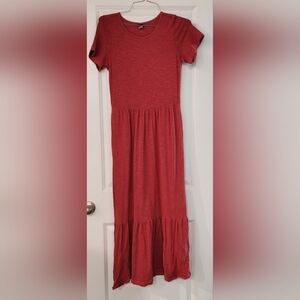 Red Sleeveless Dress